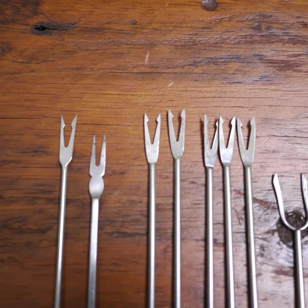 Lot of 12 Vintage Canoe Muffin Style Stainless Steel Fondue Skewers Forks